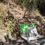 Sejumlah tukang melakukan pengecatan tugu prasasti TMMD Reguler ke-129 di Dusun Kunir RT 01/09, Desa Gumelem Kulon, Kecamatan Susukan, Kabupaten Banjarnegara, Rabu (12/8/2026). Foto: Deni Flamboyan/Sumber: Tim TMMD Banjarnegara. Sejumlah tukang melakukan pengecatan tugu prasasti TMMD Reguler ke-129 di Dusun Kunir RT 01/09, Desa Gumelem Kulon, Kecamatan Susukan, Kabupaten Banjarnegara, Rabu (12/8/2026). Foto: Deni Flamboyan/Sumber: Tim TMMD Banjarnegara.