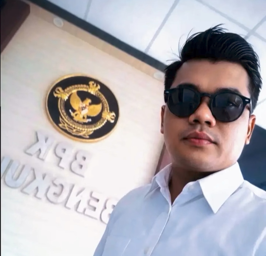 Direktur Utama Flamboyan Grup, Riki Hermanto R. Saat lagi di BPK RI Provinsi Bengkulu