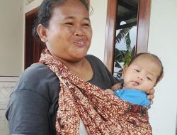 Di Balik Pembangunan TMMD, Hadir Kepedulian Kesehatan untuk Warga Gumelem Kulon