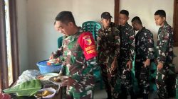 Momen sederhana tersebut berlangsung dalam nuansa hangat dan kekeluargaan. Hidangan yang disiapkan keluarga tuan rumah dinikmati bersama sambil berbincang santai, menciptakan kedekatan antara personel TNI dan masyarakat sebelum melaksanakan pekerjaan di sejumlah sasaran fisik TMMD.
