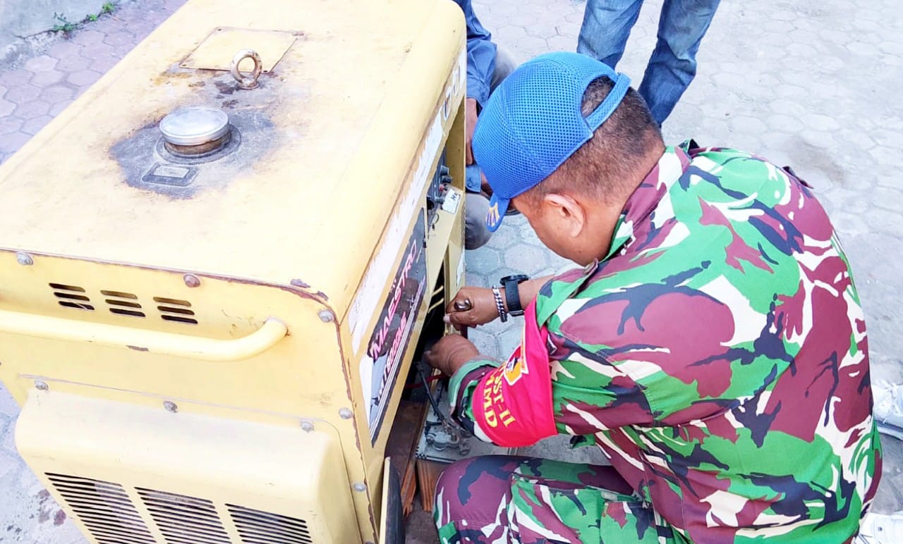 Semangat gotong royong yang membakar pelaksanaan TNI Manunggal Membangun Desa (TMMD) ke- 129 di Bojonegoro kembali menunjukkan tajinya di Desa Kesongo, Kecamatan Kedungadem, Jum’at (24/7/2026).