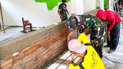Perbaikan fasilitas sekolah tersebut menjadi salah satu sasaran fisik TMMD 2026 sebagai bentuk kepedulian TNI bersama Pemerintah Kabupaten Bojonegoro dalam menciptakan lingkungan belajar yang aman, nyaman, dan layak bagi para siswa.