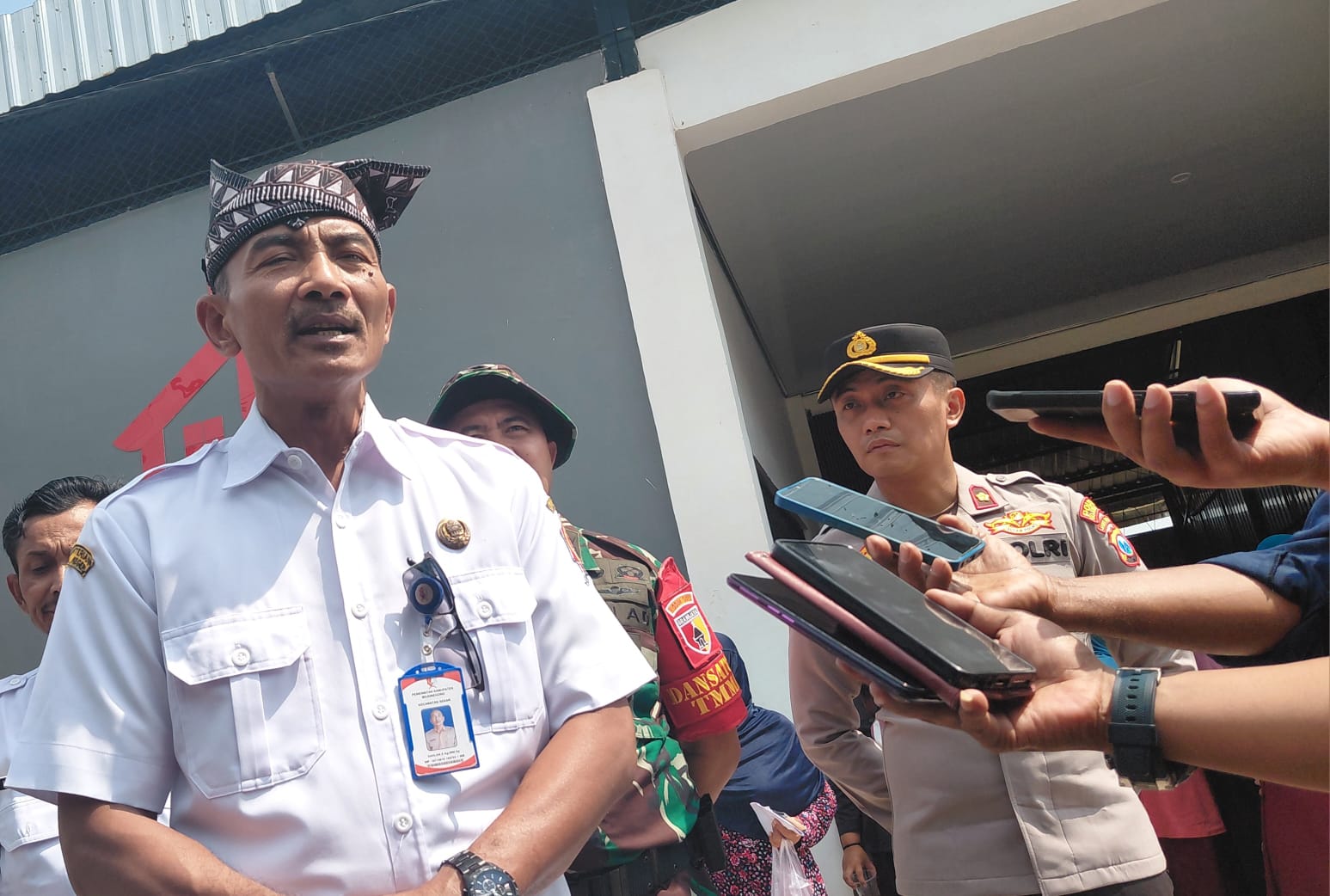 program ini juga meningkatkan konektivitas antarwilayah dan mendorong pemberdayaan masyarakat melalui semangat gotong royong," kata Sahlan, Rabu (15/7/2026).