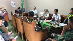 Pejabat Utama (PJU) dan Tim Pengawasan dan Evaluasi (Wasev) TMMD pada pelaksanaan TMMD Reguler ke-129 Tahun Anggaran 2026 di Desa Gumelem Kulon, Kecamatan Susukan. Salah satu langkah yang dilakukan yakni menggelar rapat koordinasi bersama Forum Koordinasi Pimpinan Kecamatan (Forkopimcam) Susukan, Kamis (23/7/2026).