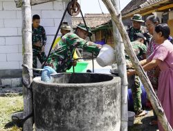 Satgas TMMD ke-129 Kodim 0813 Bojonegoro Salurkan 11 Ribu Liter Air Bersih untuk Warga Dusun Krebet