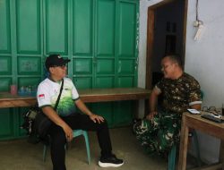 Sinergi TNI dan Kepala Desa Percepat Pembangunan Jalan TMMD di Gumelem Kulon