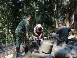 Di Balik Kokohnya Bangunan TMMD, Ada Ketelatenan Tangan Muda Bernama Margo