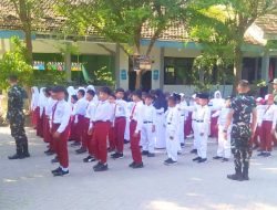 Satgas TMMD ke-129 Kodim 0813 Bojonegoro Latih PBB Siswa SDN Kesongo 1 Sambut HUT ke-81 RI