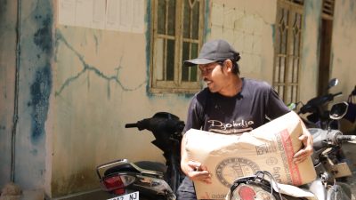 Motor Tua Jadi Pahlawan! Kisah Tio Angkut Semen demi Sukseskan TMMD di Banjarnegara