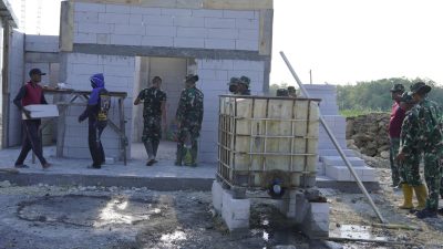Saat meninjau lokasi pembangunan pada Senin (27/7/2026), Komandan Satgas TMMD ke-129 Kodim 0813/Bojonegoro, Letkol Inf Dedy Dwi Wijayanto, mengatakan bahwa fasilitas tersebut dirancang sebagai ruang pemberdayaan bagi pelaku usaha mikro, kecil, dan menengah (UMKM) di Desa Kesongo.