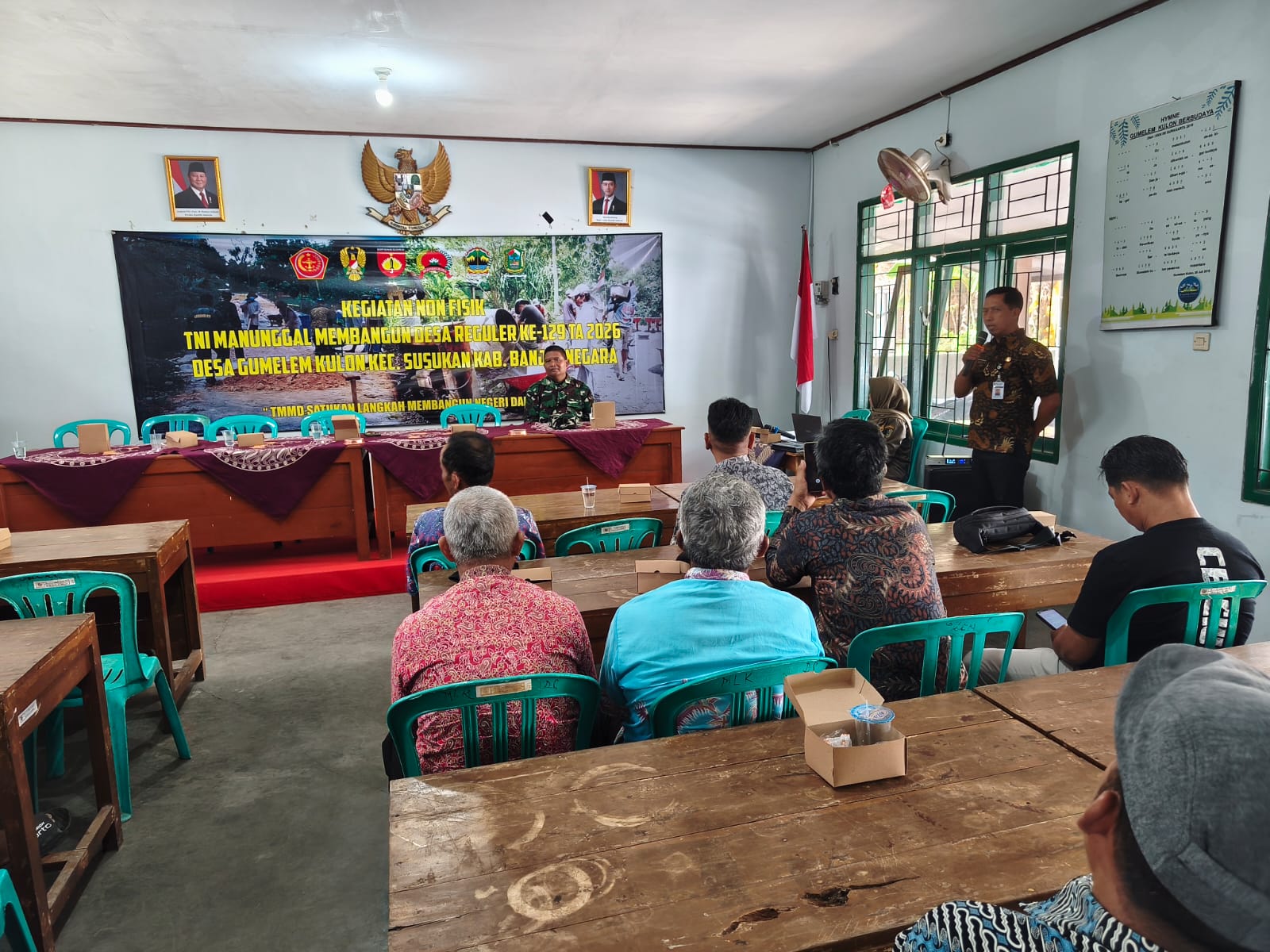 Semangat itulah yang diwujudkan Satgas TMMD Reguler ke-129 TA 2026 Kodim 0704/Banjarnegara melalui kegiatan nonfisik penyuluhan Wawasan Kebangsaan dan pencegahan kenakalan remaja di Dusun Kunir RT 01/09, Desa Gumelem Kulon, Kecamatan Susukan, Kabupaten Banjarnegara, Jumat (24/07/2026).