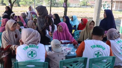 Dinas Kesehatan Bojonegoro Hadirkan Layanan Pengobatan Gratis dalam TMMD Ke-129 di Desa Kesongo
