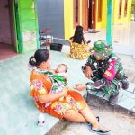 Salah satunya dilakukan Babinsa Desa Kesongo, Serka Lasmidi, yang menyambangi warga secara langsung dari rumah ke rumah di Desa Kesongo, Kecamatan Kedungadem, Kabupaten Bojonegoro, Rabu (5/8/2026).