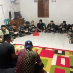 Suasana hangat penuh kekeluargaan mewarnai Pos 1 Satgas TNI Manunggal Membangun Desa (TMMD) ke-129 Kodim 0813/Bojonegoro di Desa Kesongo, Kecamatan Kedungadem, Rabu (5/8/2026) malam. Suasana hangat penuh kekeluargaan mewarnai Pos 1 Satgas TNI Manunggal Membangun Desa (TMMD) ke-129 Kodim 0813/Bojonegoro di Desa Kesongo, Kecamatan Kedungadem, Rabu (5/8/2026) malam.