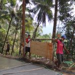 Pak Waryo selaku Ketua RW memantau sekaligus ikut mengarahkan warga dalam proses pembangunan rabat beton TMMD Reguler ke-129 di Dusun Kunir, Desa Gumelem Kulon, Kecamatan Susukan, Banjarnegara. Pak Waryo selaku Ketua RW memantau sekaligus ikut mengarahkan warga dalam proses pembangunan rabat beton TMMD Reguler ke-129 di Dusun Kunir, Desa Gumelem Kulon, Kecamatan Susukan, Banjarnegara.