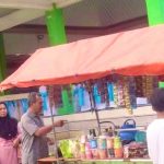 Salah satu dampak positif tersebut terlihat dari meningkatnya omzet para pelaku Usaha Mikro, Kecil, dan Menengah (UMKM) selama berlangsungnya turnamen bola voli antar-dusun yang menjadi bagian dari rangkaian kegiatan nonfisik TMMD, Sabtu (1/8/2026).