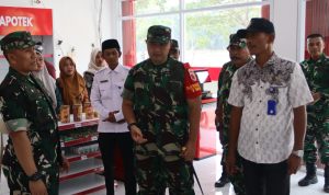 Pelaksanaan Program TNI Manunggal Membangun Desa (TMMD) ke-129 Tahun Anggaran 2026 di Desa Kesongo, Kecamatan Kedungadem, Kabupaten Bojonegoro, mendapat perhatian langsung dari Tim Pengawasan dan Evaluasi (Wasev) TMMD yang melakukan kunjungan lapangan, Minggu (2/8/2026).