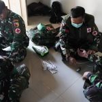 Pada Selasa (4/8/2026), Tim Kesehatan Satgas TMMD ke- 129 Kodim 0813 Bojonegoro menyisir Posko untuk menggelar pemeriksaan kesehatan rutin bagi seluruh personel.