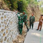Dinas Pemberdayaan Masyarakat dan Desa (Dispermades PPKB) Kabupaten Banjarnegara melalui Zakaria bersama tim turun langsung meninjau lokasi pembangunan di Dusun Kunir RT 01/09, Desa Gumelem Kulon, Kecamatan Susukan, Rabu (05/08/2026).